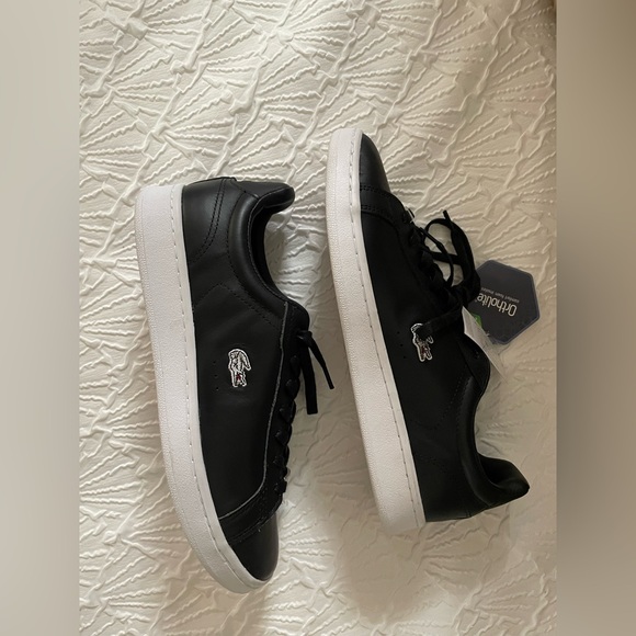Lacoste Sneakers - Picture 1 of 5